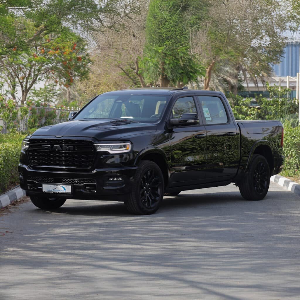 2025 RAM 1500 LIMITED Diamond Black Night Edition (Rambox Bedliner)