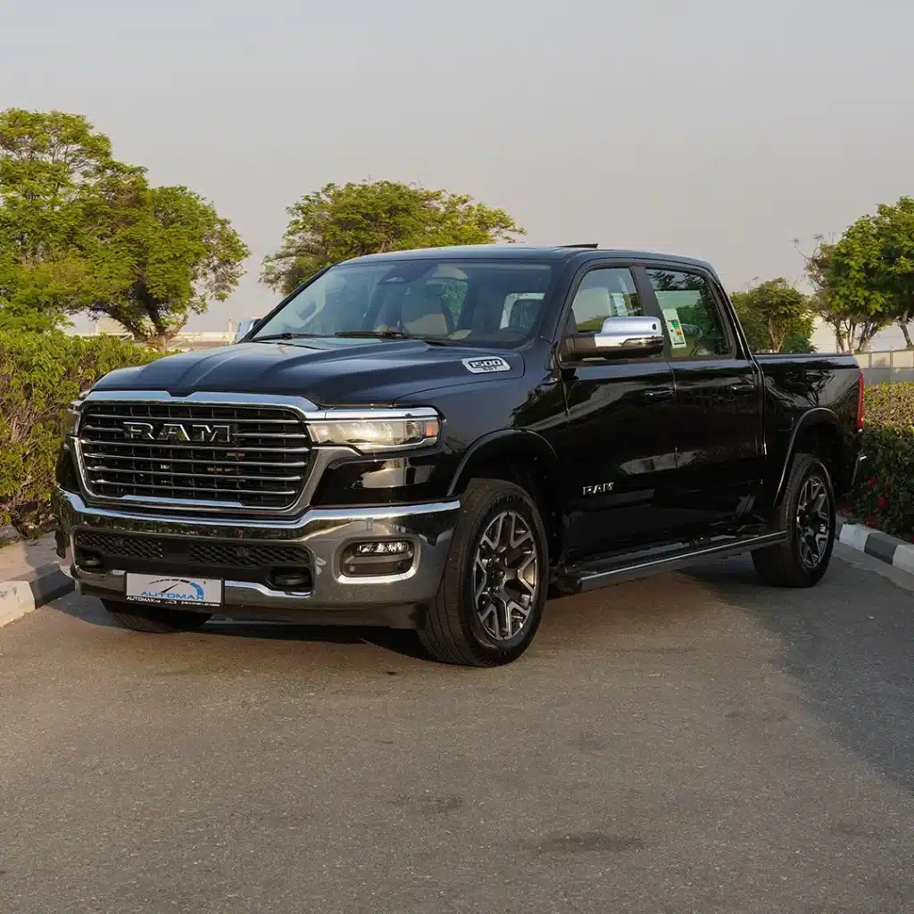 2025 RAM 1500 LARAMIE Diamond Black 1